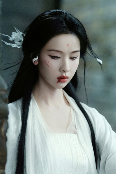 月鳞绮纪 陈都灵∣雾妄言