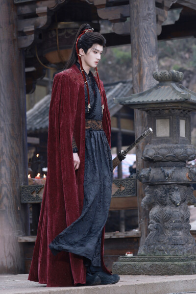 月鳞绮纪 闫桉∣厉劫