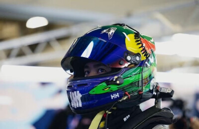 20260417
王一博ins限时动态更新20260416上海国际赛车场试车活动照～