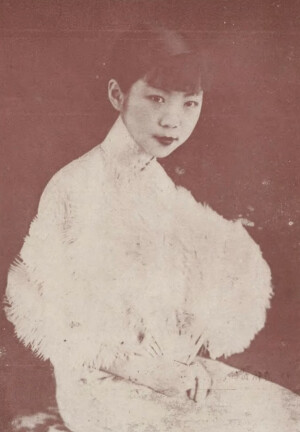 新乐会抱月小阿媛