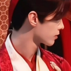 抛去江山如画换她笑面如花