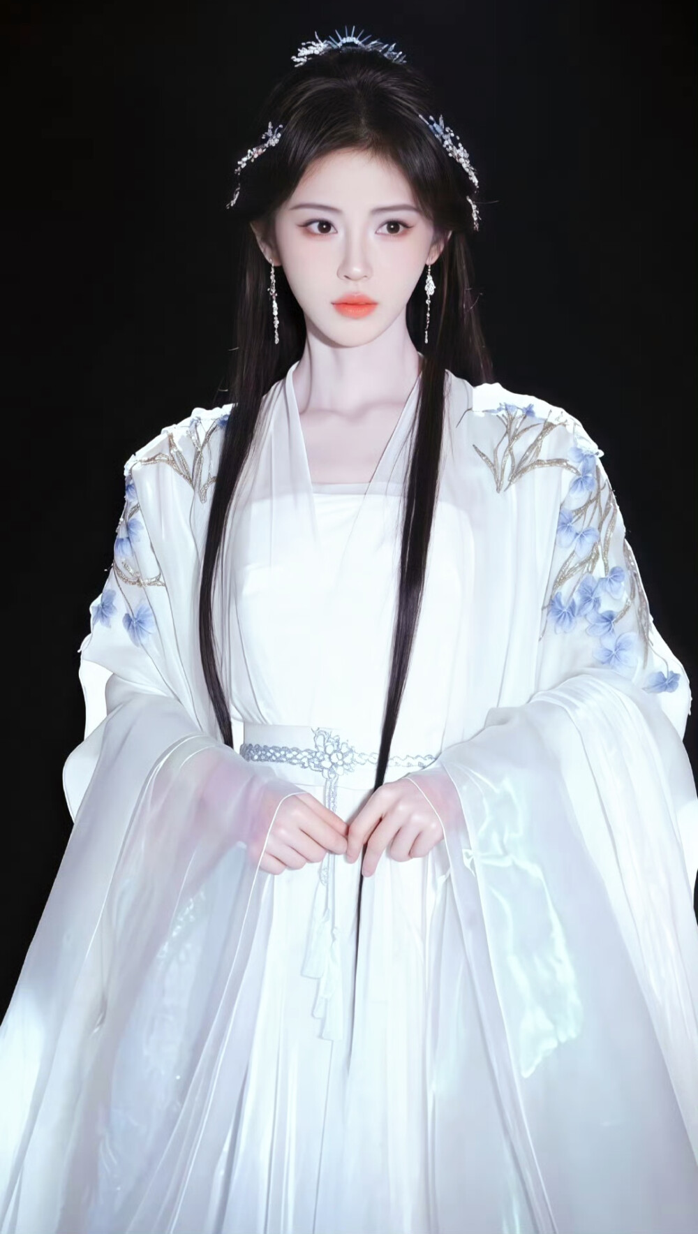 鞠婧祎