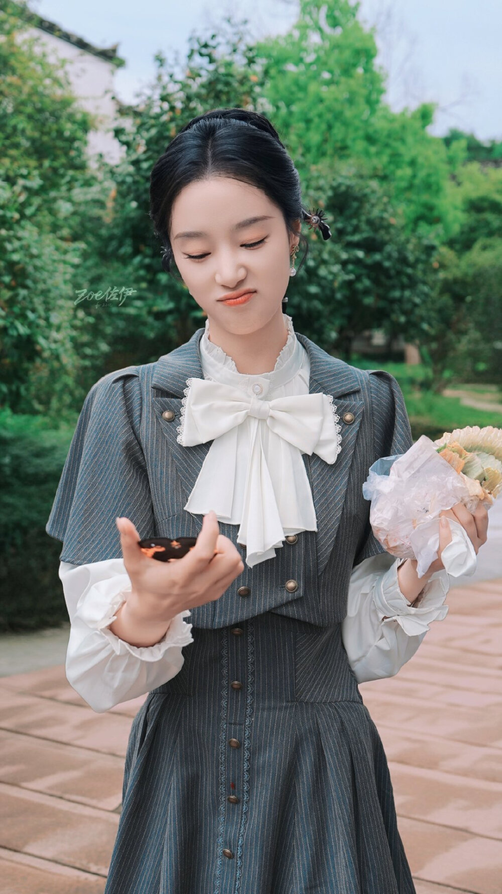 王小亿