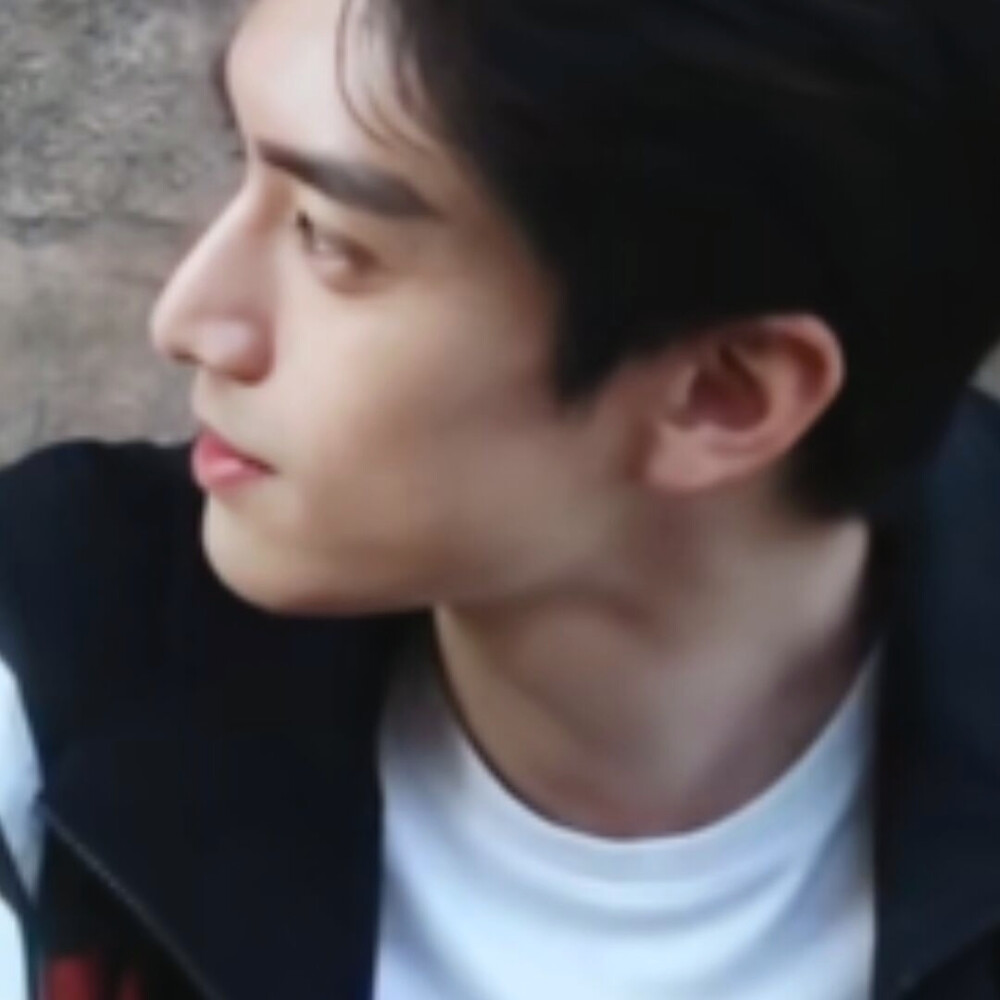 是否两个人足够