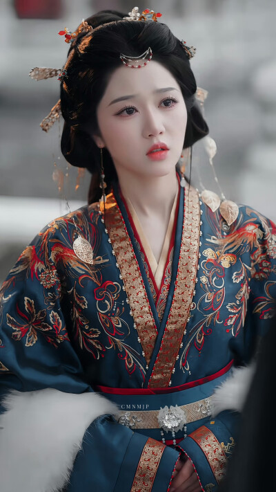 龙榻换人 我和假皇帝共享江山 岳雨婷