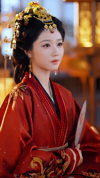 龙榻换人 我和假皇帝共享江山 岳雨婷