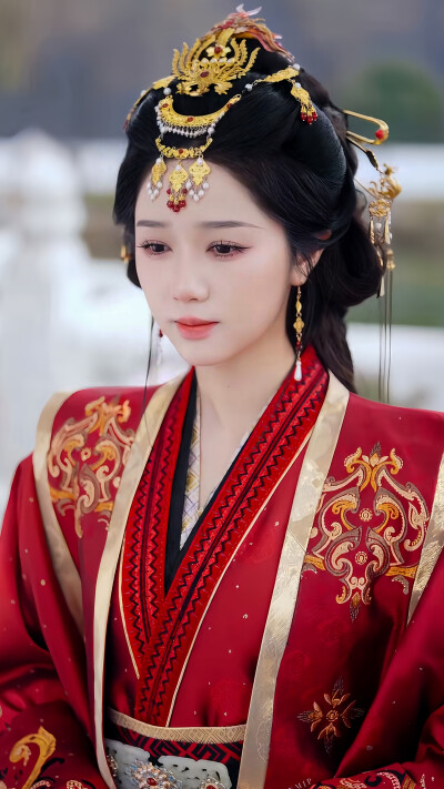 龙榻换人 我和假皇帝共享江山 岳雨婷