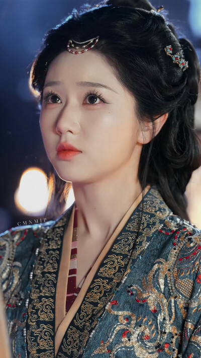 龙榻换人 我和假皇帝共享江山 岳雨婷