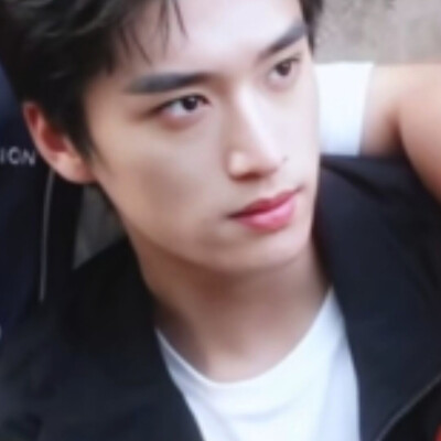 是否两个人足够