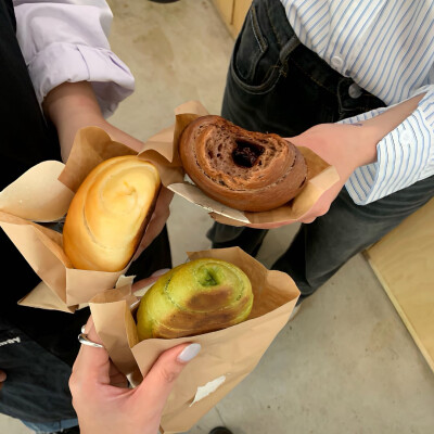 图源ks：偷喝汽水