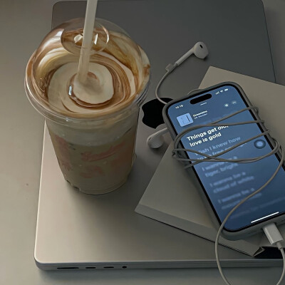 图源ks：偷喝汽水