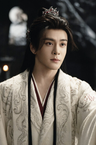 月鳞绮纪 曾舜晞∣武拾光