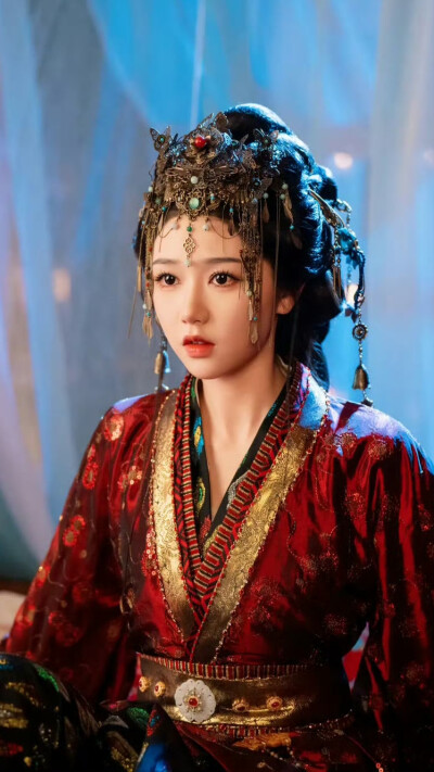 龙榻换人 我和假皇帝共享江山 岳雨婷