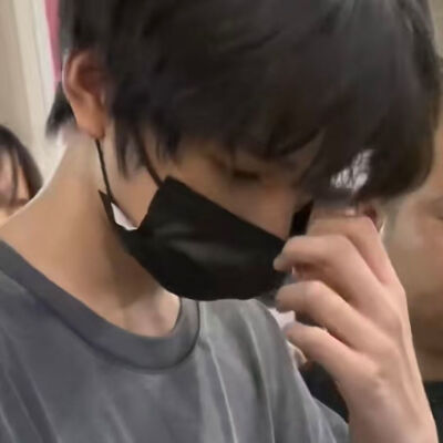 等有天你捧起我的脸说出那句你再怎么畜生我也喜欢你