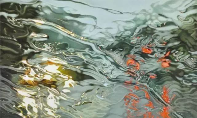 洛杉矶艺术家Elizabeth Patterson的彩铅绘画作品。她使用彩色铅笔和溶剂，逼真地再现了雨水在挡风玻璃上的情形。