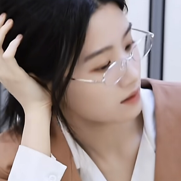 卢昱晓