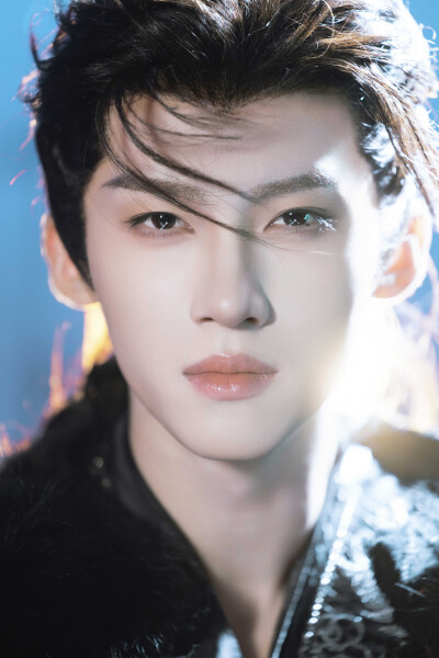 月鳞绮纪 闫桉∣厉劫