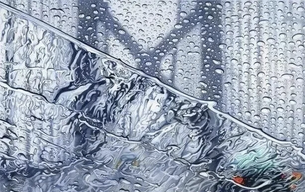 洛杉矶艺术家Elizabeth Patterson的彩铅绘画作品。她使用彩色铅笔和溶剂，逼真地再现了雨水在挡风玻璃上的情形。