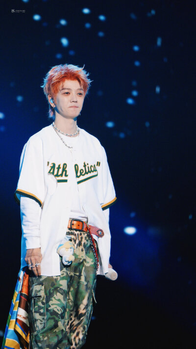 王栎鑫260425“X”巡回演唱会南京收官站