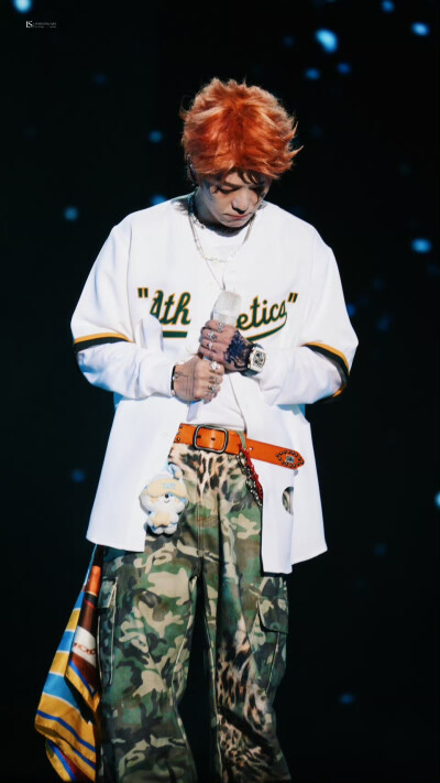 王栎鑫260425“X”巡回演唱会南京收官站