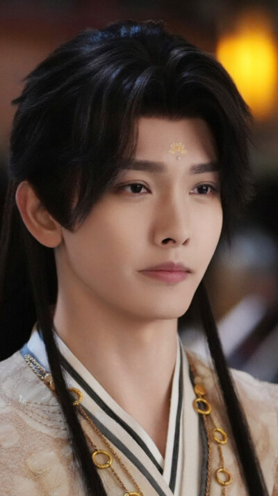 王以纶《佳偶天成》金轮