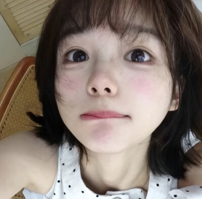 (⸝⸝⸝ ╸▵╺⸝⸝⸝) ⋆⁺₊⋆ 女头