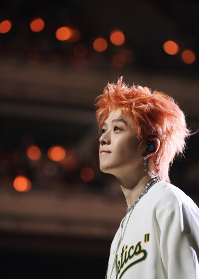 王栎鑫260425“X”巡回演唱会南京收官站