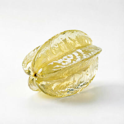 水晶杨桃白底头像