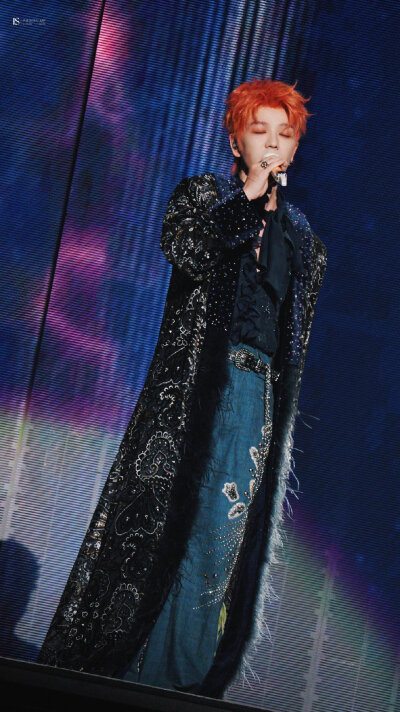 王栎鑫260425“X”巡回演唱会南京收官站