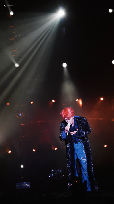 王栎鑫260425“X”巡回演唱会南京收官站