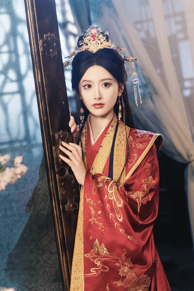 王妃和公鸡拜堂后，王爷气得爬了二里地 郁葱∣林初九