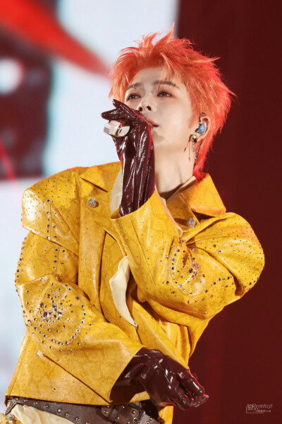 王栎鑫260425“X”巡回演唱会南京收官站