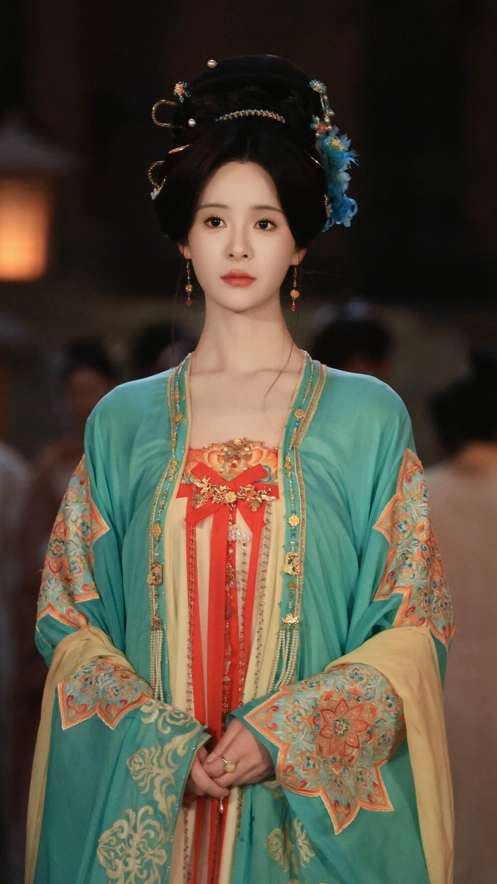 孟娜