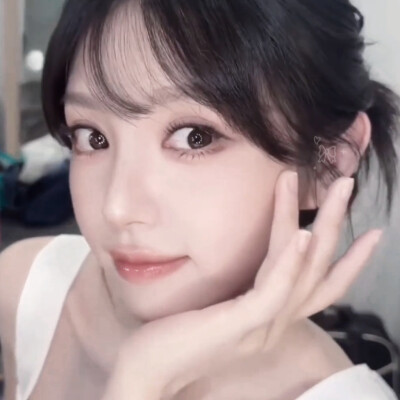 我搜全世界最可爱的图片怎么给我弹这来了？