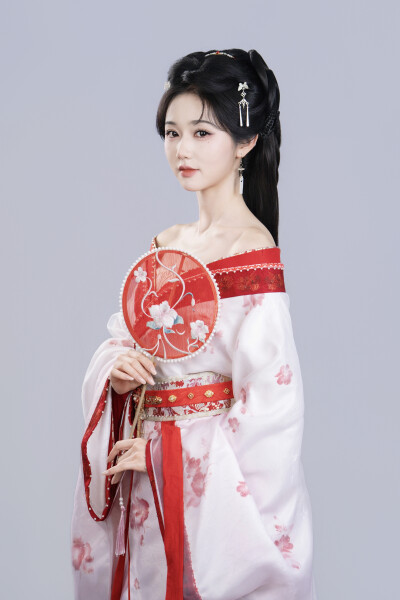 朱门春闺 岳雨婷∣季含漪