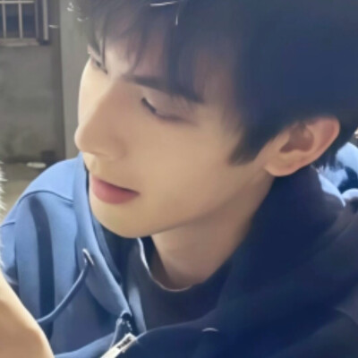 这是一些威威龙的侧脸