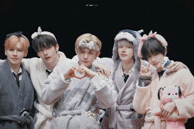 崔然竣 饭拍高清