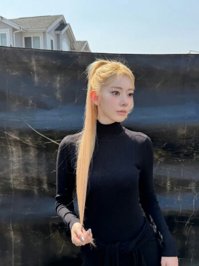 宮脇咲良INS更新