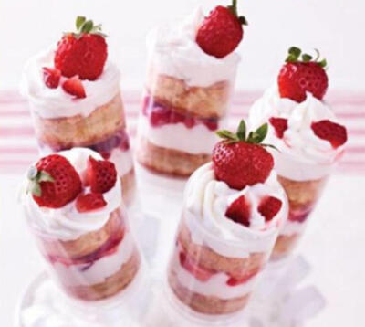 草莓甜品