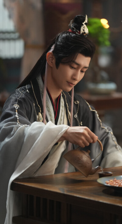 宋文作《佳偶天成》楮英