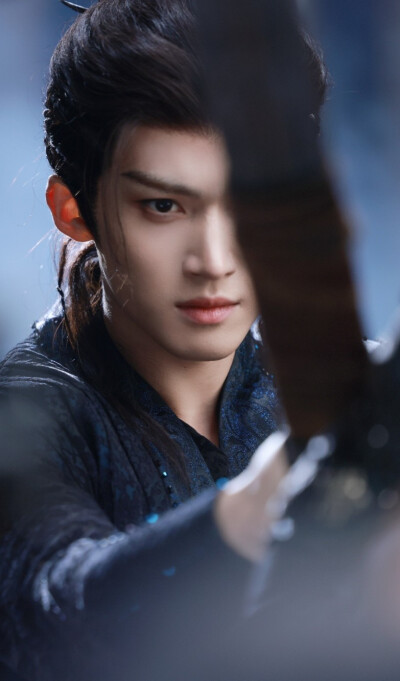 闫桉《月鳞绮纪》厉劫/源无获