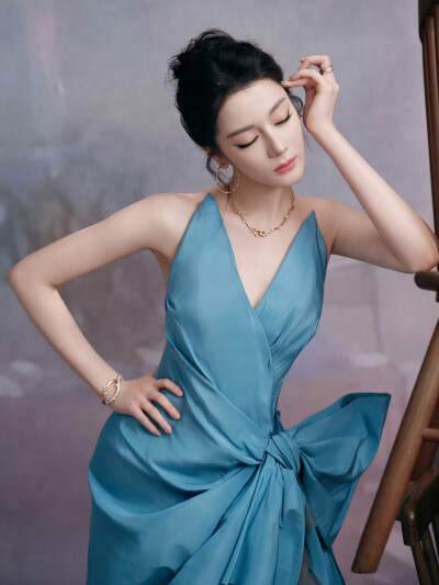 迪丽热巴
