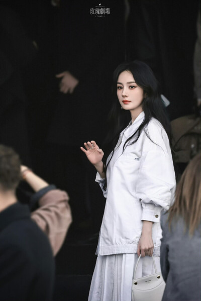 杨幂/Prada代言人