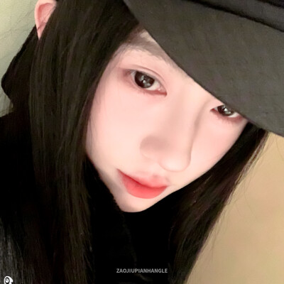鞠婧祎