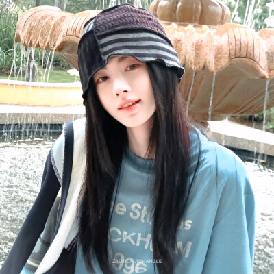 鞠婧祎