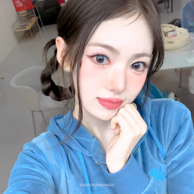 李守彬