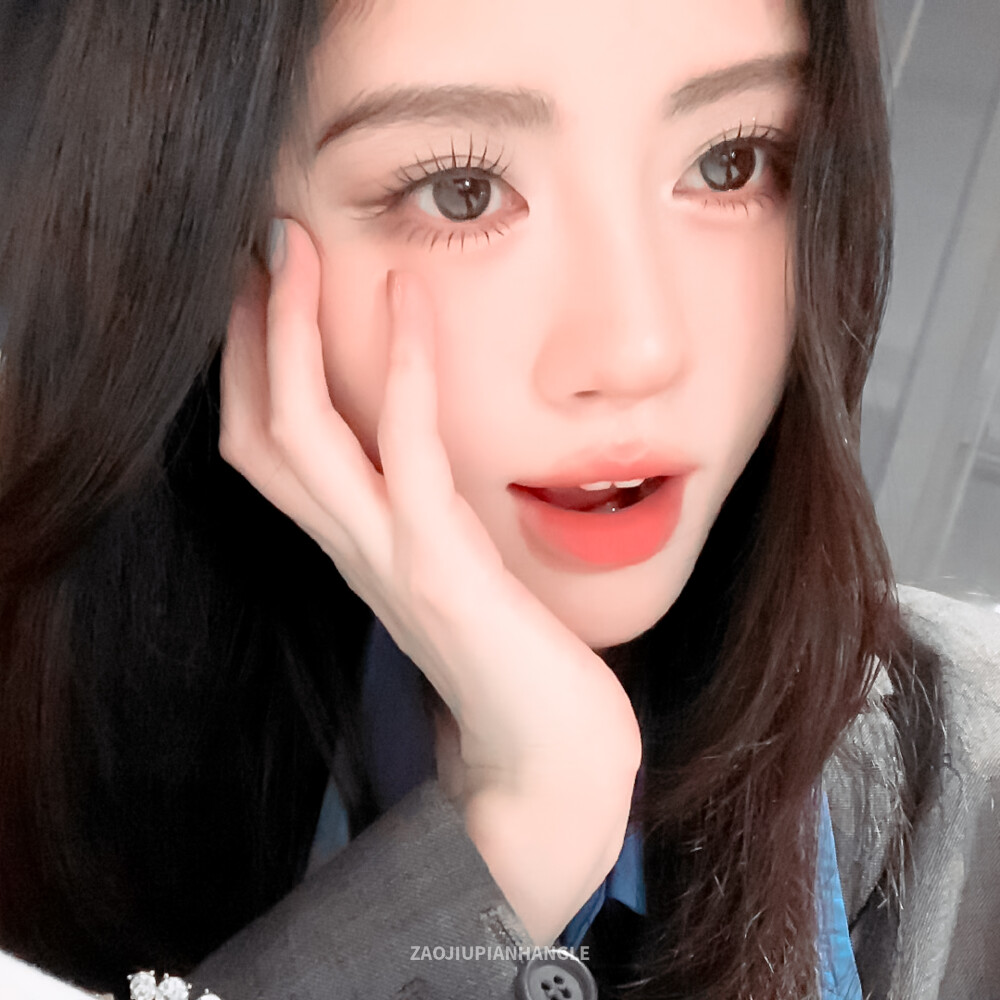 鞠婧祎