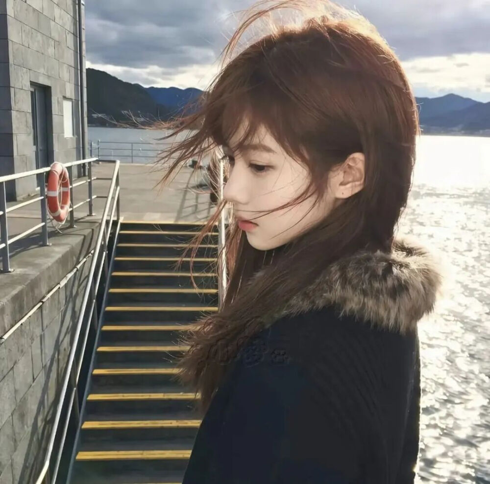 女头