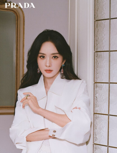 杨幂/Prada代言人