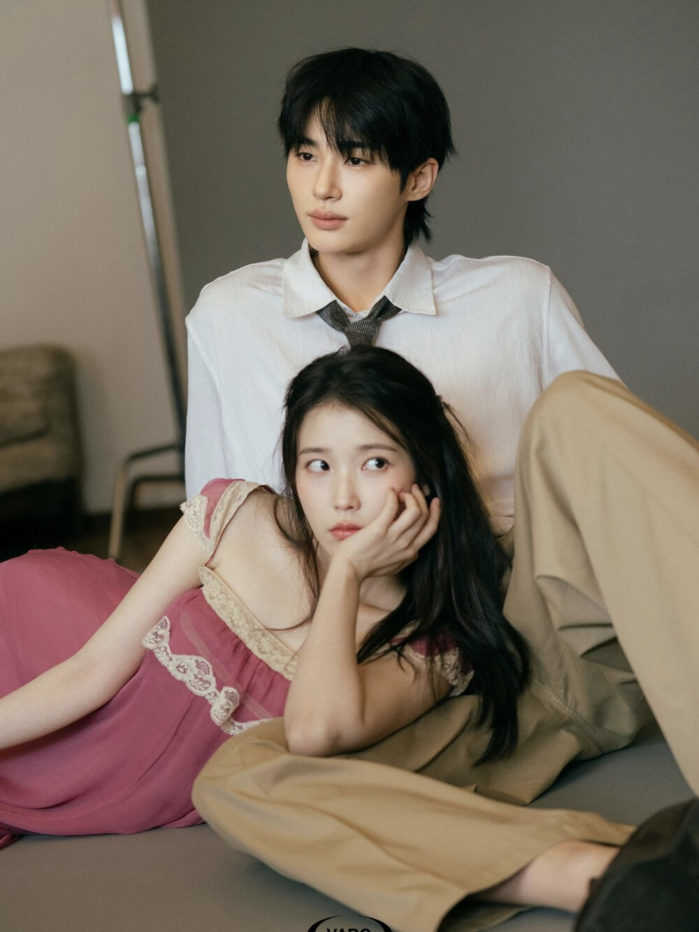 IU 边佑锡